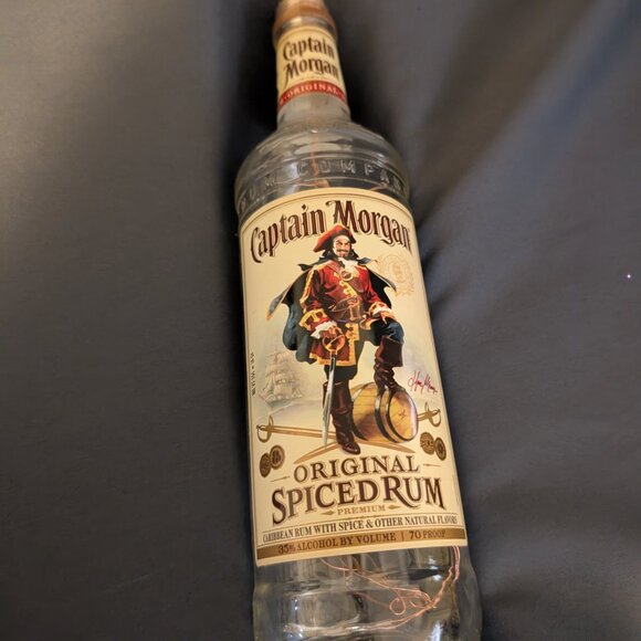Captain Morgan Rum Light Up Bottle Lamp Bar Lounge Party Decor Liquor Display - Picture 4 of 4